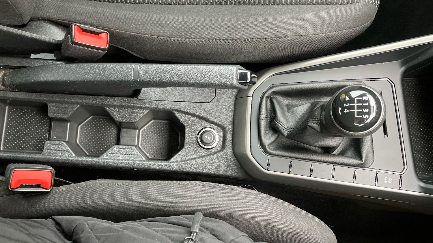 Used Volkswagen Polo 2018 for sale - 77628793: Photo 43