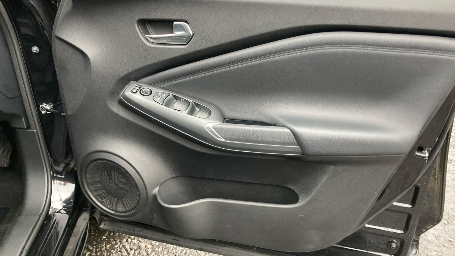 Used Nissan Juke 2024 for sale - 76156537: Photo 30