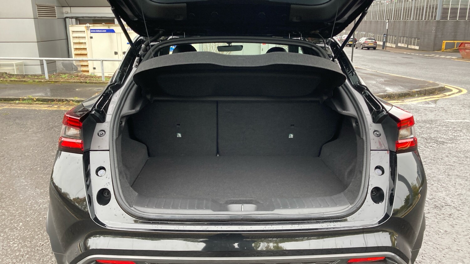 Used Nissan Juke 2024 for sale - 76156537: Photo 4