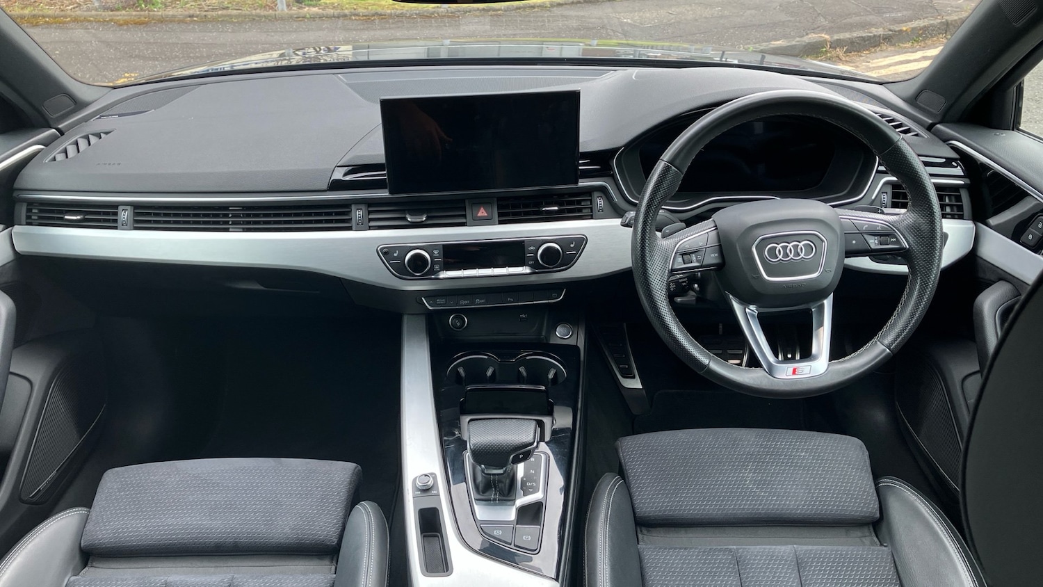 2022 Audi A4 35 TDI S Line 5dr S Tronic Diesel Estate Estate Diesel Automatic - Picture 10 of 24