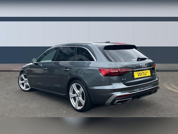 Used Audi A4 2022 for sale - 75406402: Photo