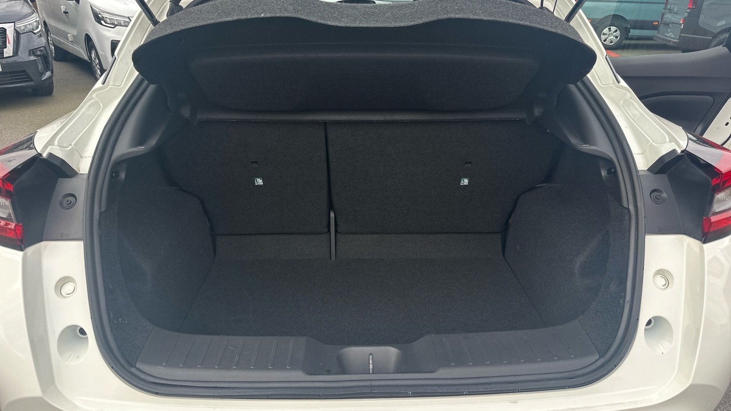 Used Nissan Juke 2022 for sale - 78092625: Photo 4