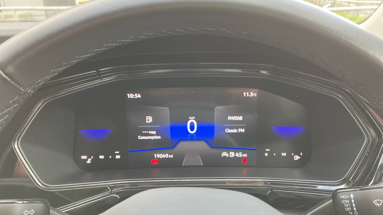 Used Volkswagen T-Cross 2023 for sale - 76969644: Photo 18