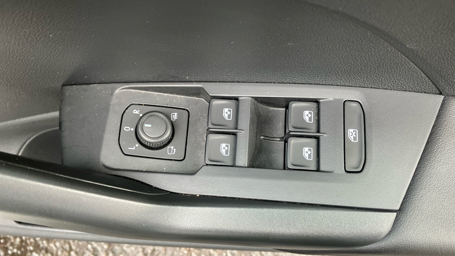 Used Volkswagen T-Cross 2023 for sale - 76969644: Photo 29