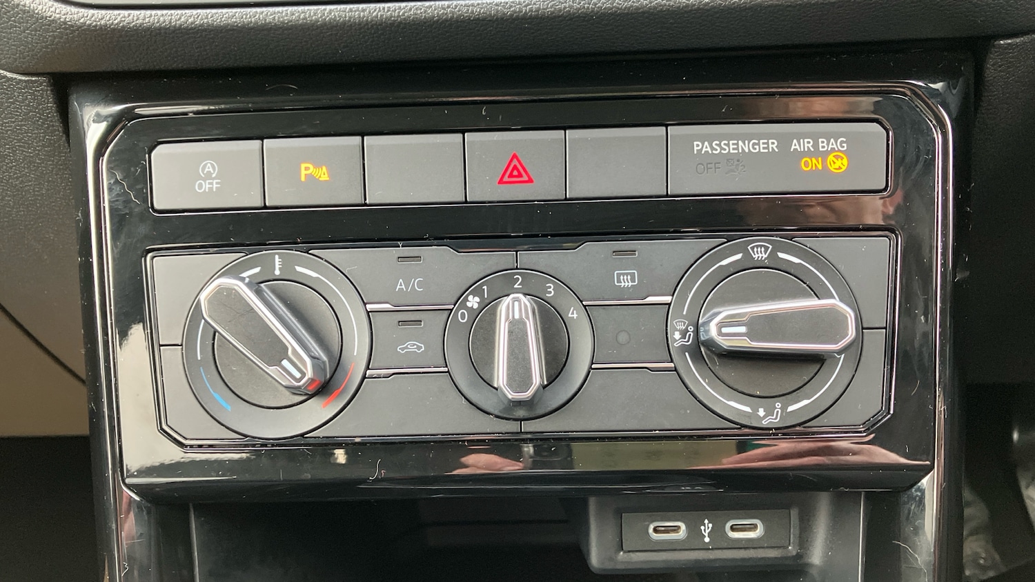 Used Volkswagen T-Cross 2023 for sale - 76969644: Photo 42