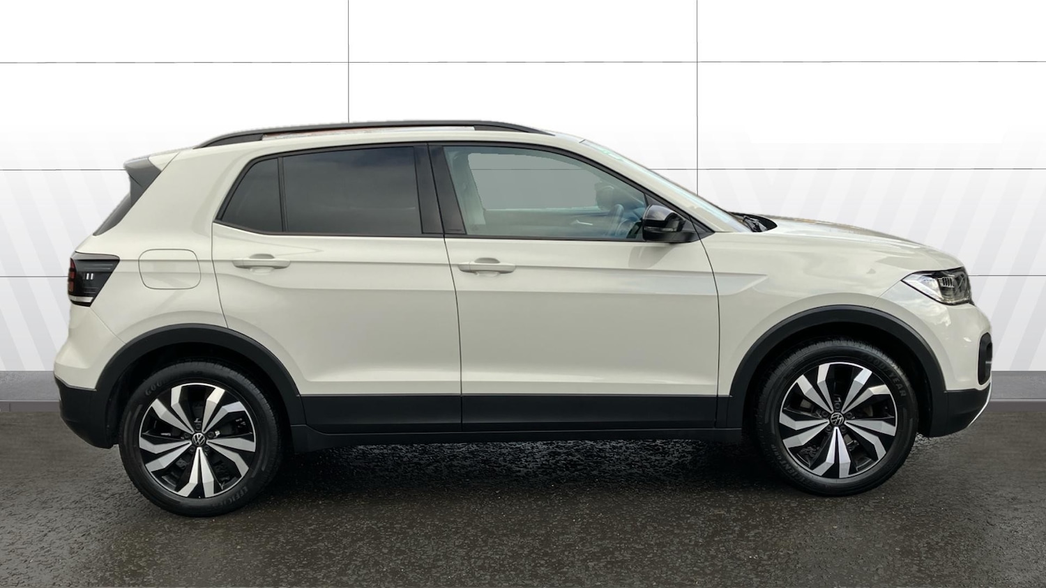 Used Volkswagen T-Cross 2023 for sale - 76969644: Photo 5