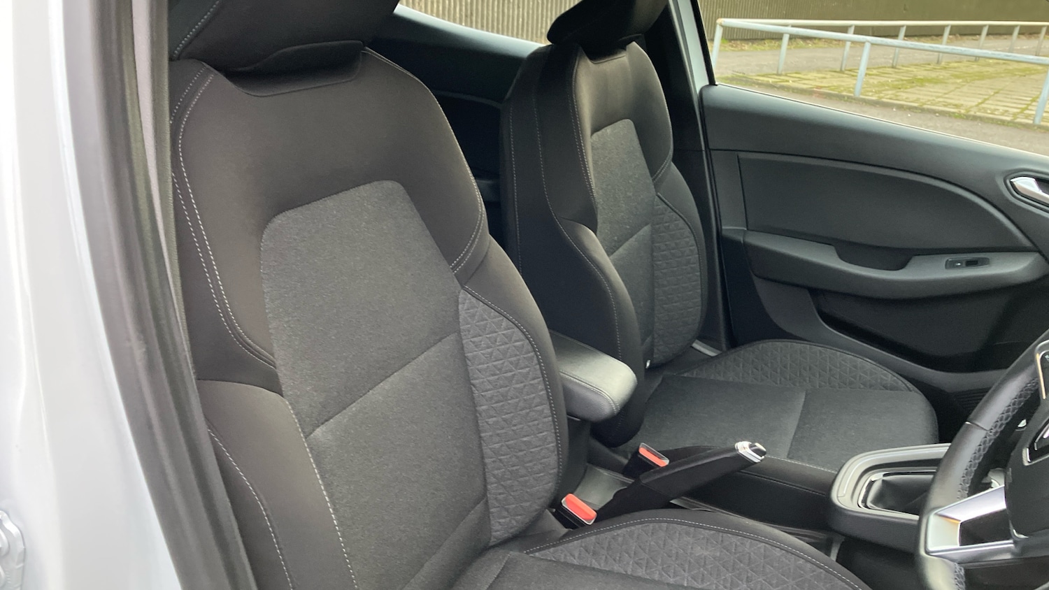 Used Renault Clio 2022 for sale - 77628795: Photo 25