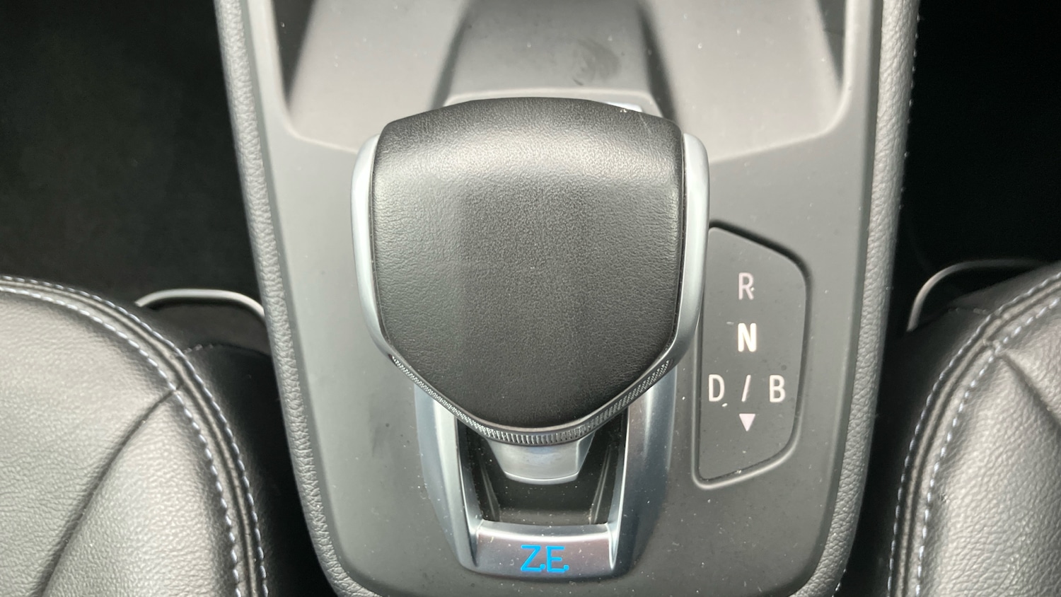 Used Renault Zoe 2020 for sale - 76198054: Photo 46