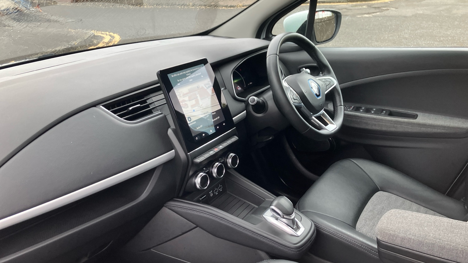 Used Renault Zoe 2020 for sale - 76198054: Photo 9