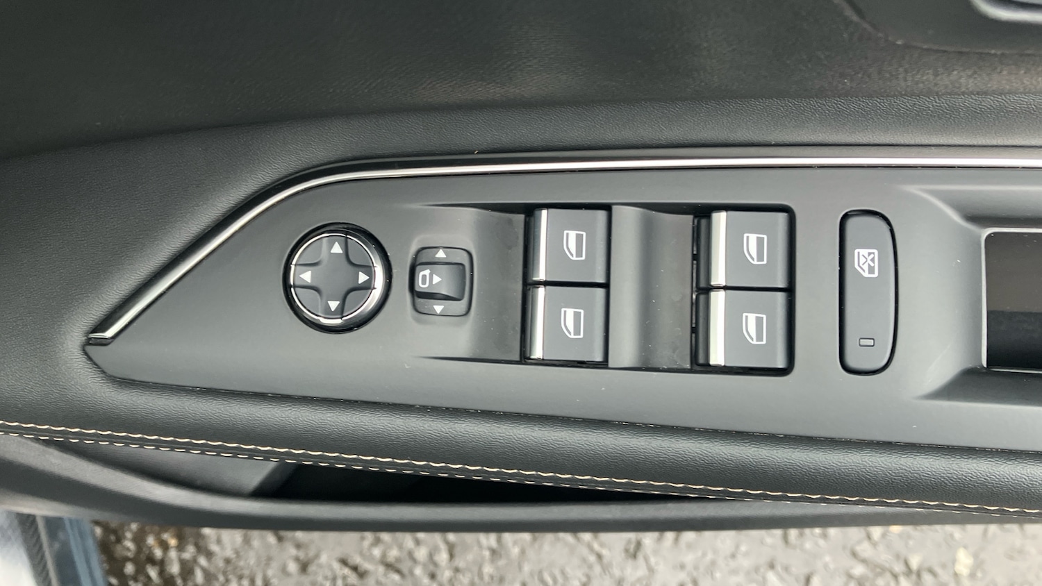 Used Peugeot 3008 2021 for sale - 76184232: Photo 29
