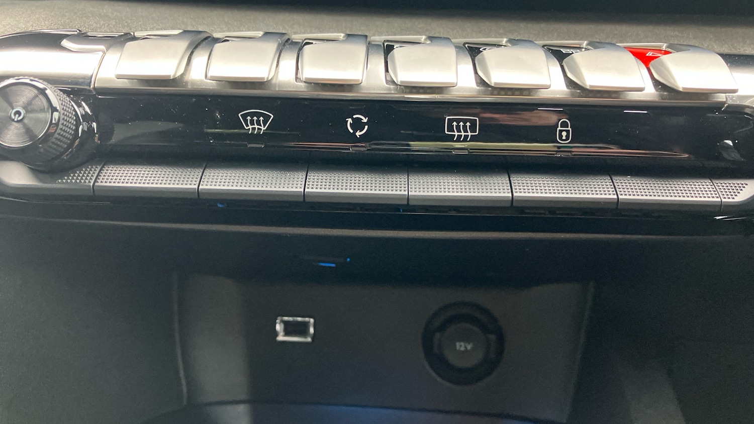 Used Peugeot 3008 2021 for sale - 76184232: Photo 47