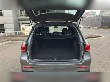 Used Mercedes-Benz GLC 2020 for sale - 79403855: Photo