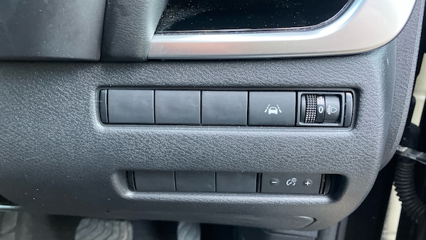 Used Nissan Qashqai 2023 for sale - 76257579: Photo 44