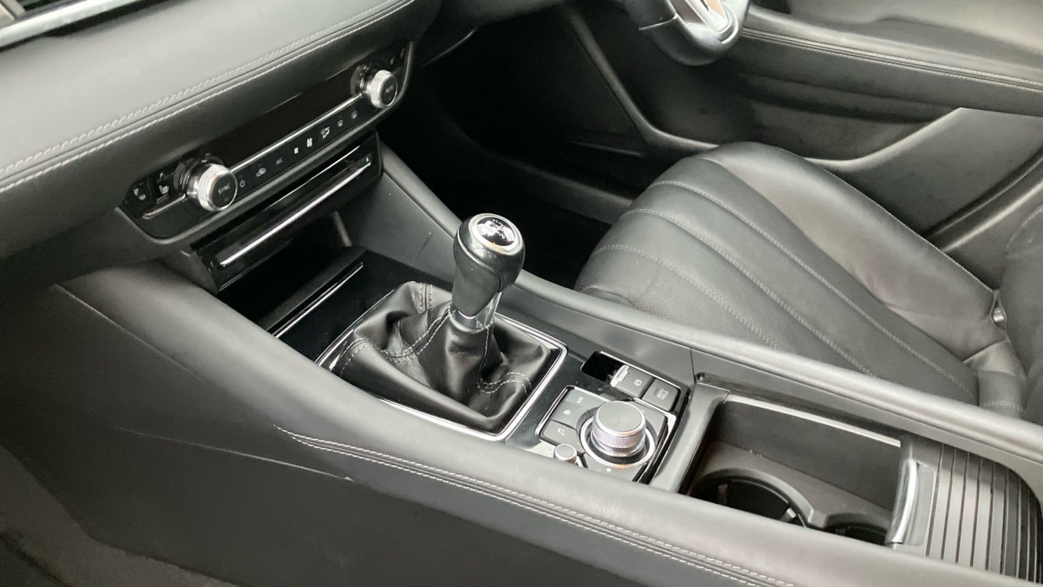 2019 Mazda Mazda6 2.0 SE-L Lux Nav+ 5dr Petrol Estate Estate Petrol Manual - Picture 13 of 24