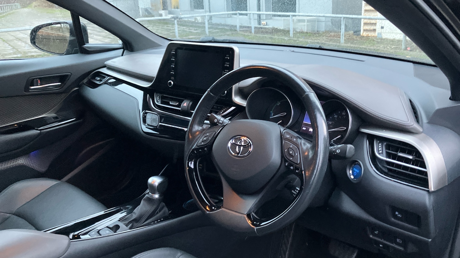 Used Toyota C-HR 2021 for sale - 76907649: Photo 11