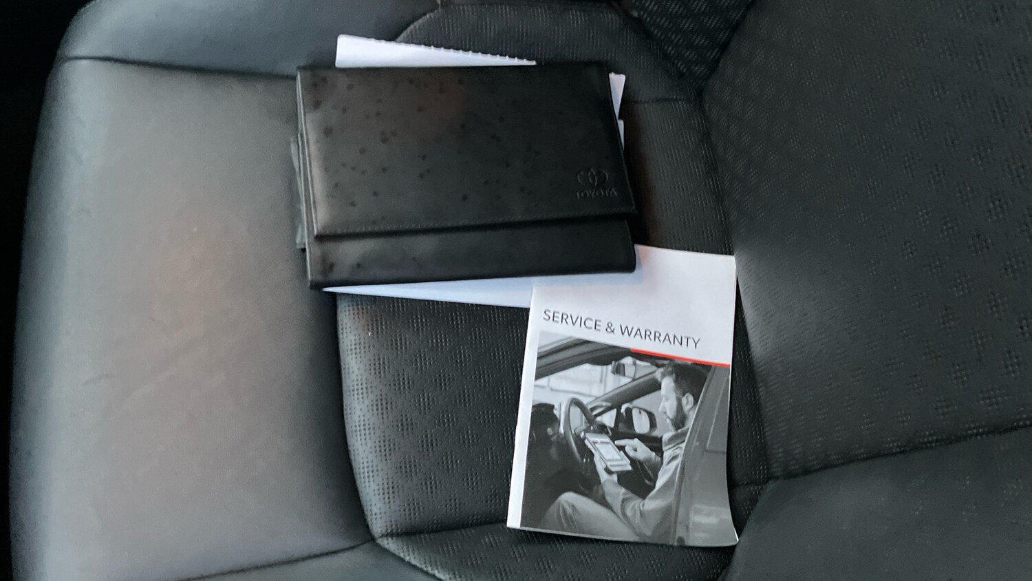 Used Toyota C-HR 2021 for sale - 76907649: Photo 19