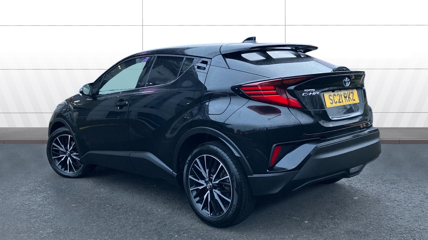 Used Toyota C-HR 2021 for sale - 76907649: Photo 2