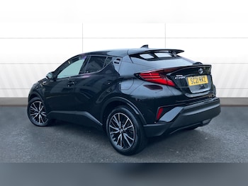 Used Toyota C-HR 2021 for sale - 76907649: Photo