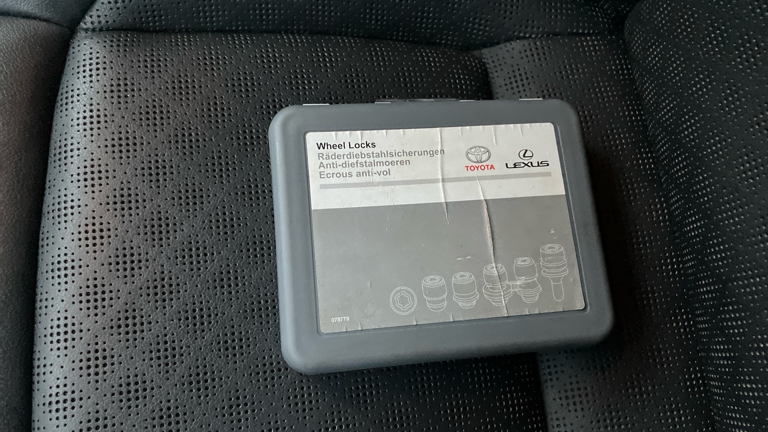 Used Toyota C-HR 2021 for sale - 76907649: Photo 38