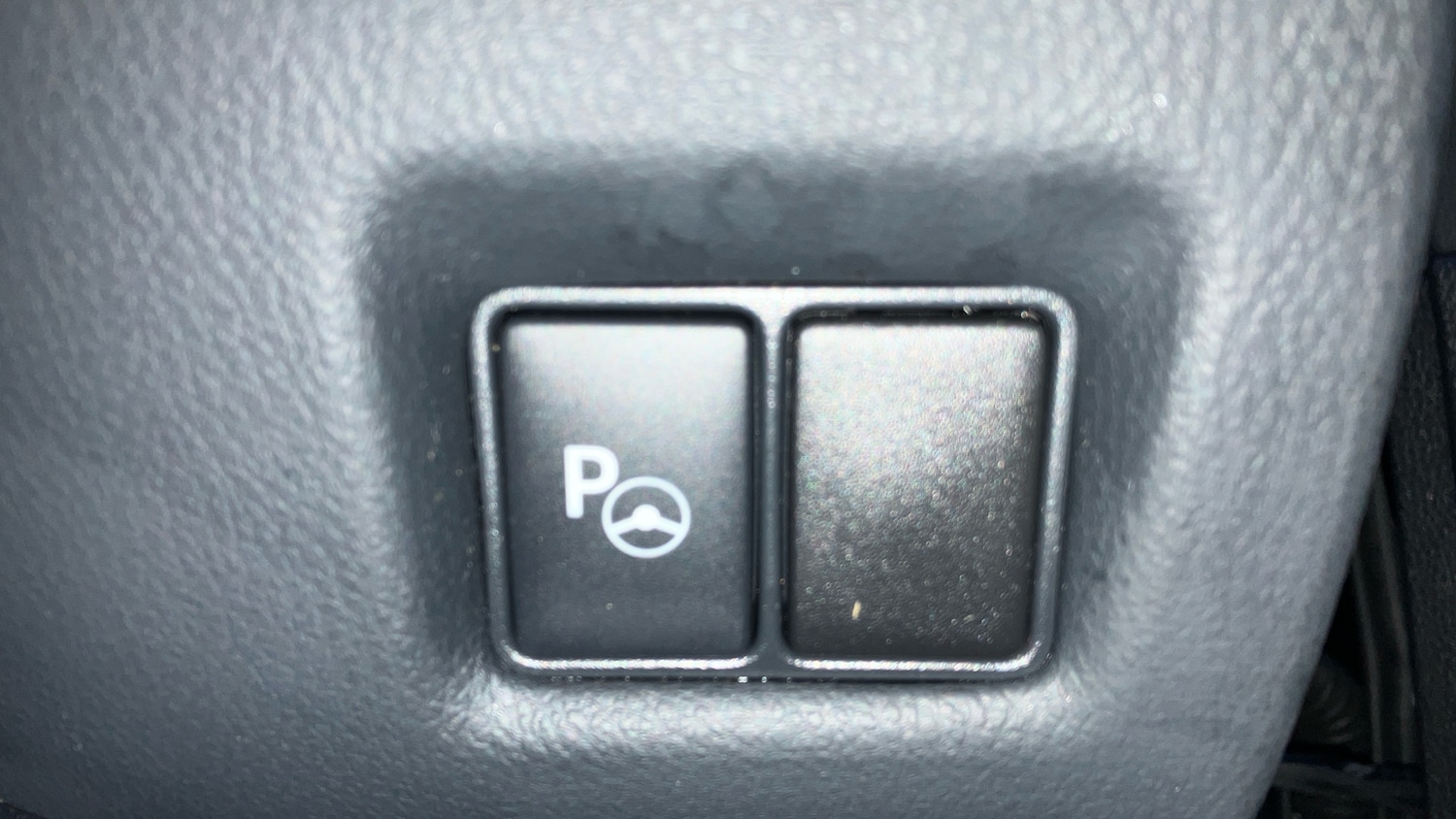 Used Toyota C-HR 2021 for sale - 76907649: Photo 40