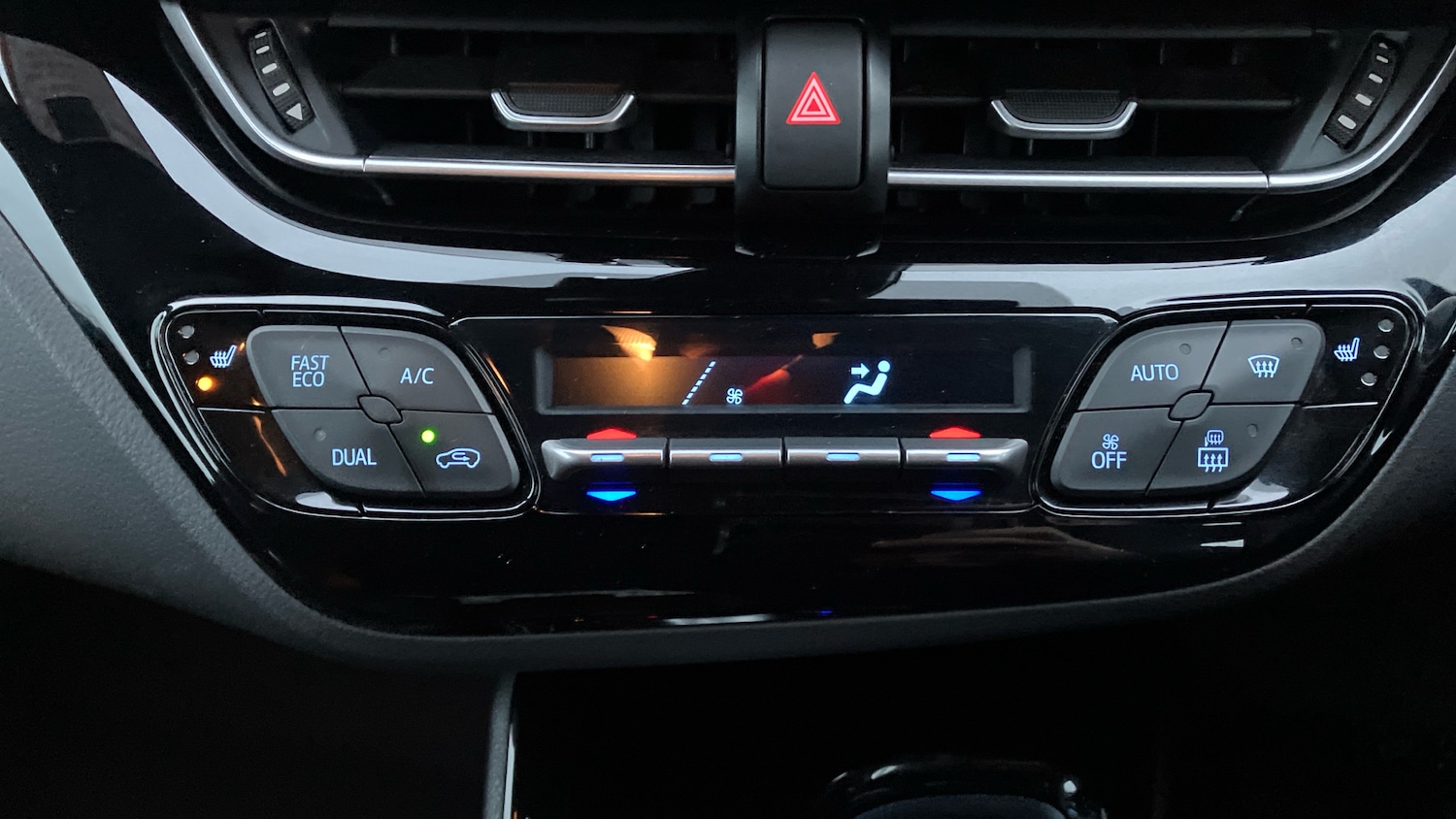 Used Toyota C-HR 2021 for sale - 76907649: Photo 46