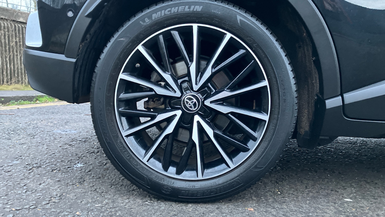 Used Toyota C-HR 2021 for sale - 76907649: Photo 7