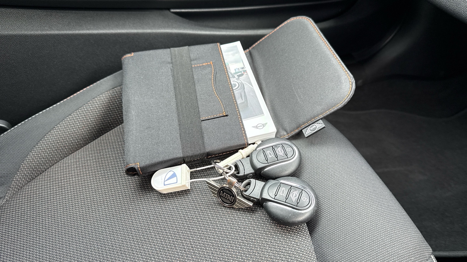 Used MINI Hatch 2022 for sale - 76858660: Photo 19