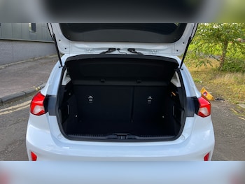 Used Ford Focus 2020 for sale - 76234614: Photo