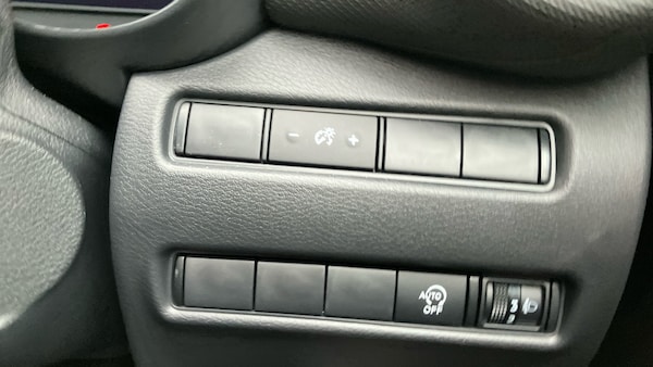 Used Nissan Juke 2024 for sale - 76319558: Photo 41