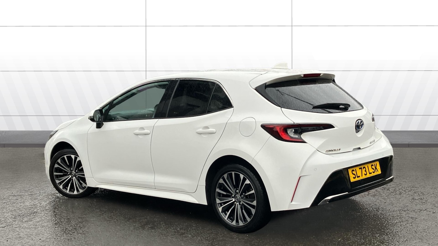 Used Toyota Corolla 2023 for sale - 77336422: Photo 2