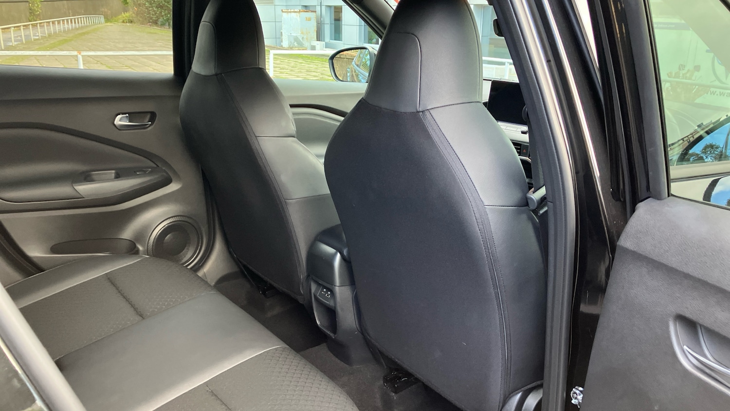 Used Nissan Juke 2024 for sale - 76156540: Photo 31