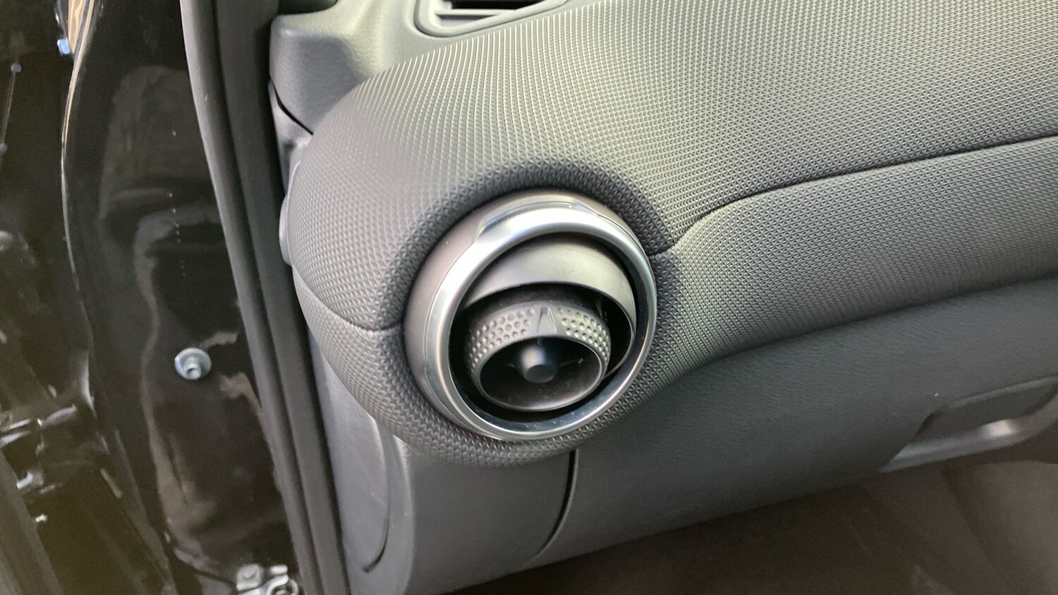 Used Nissan Juke 2024 for sale - 76156540: Photo 37