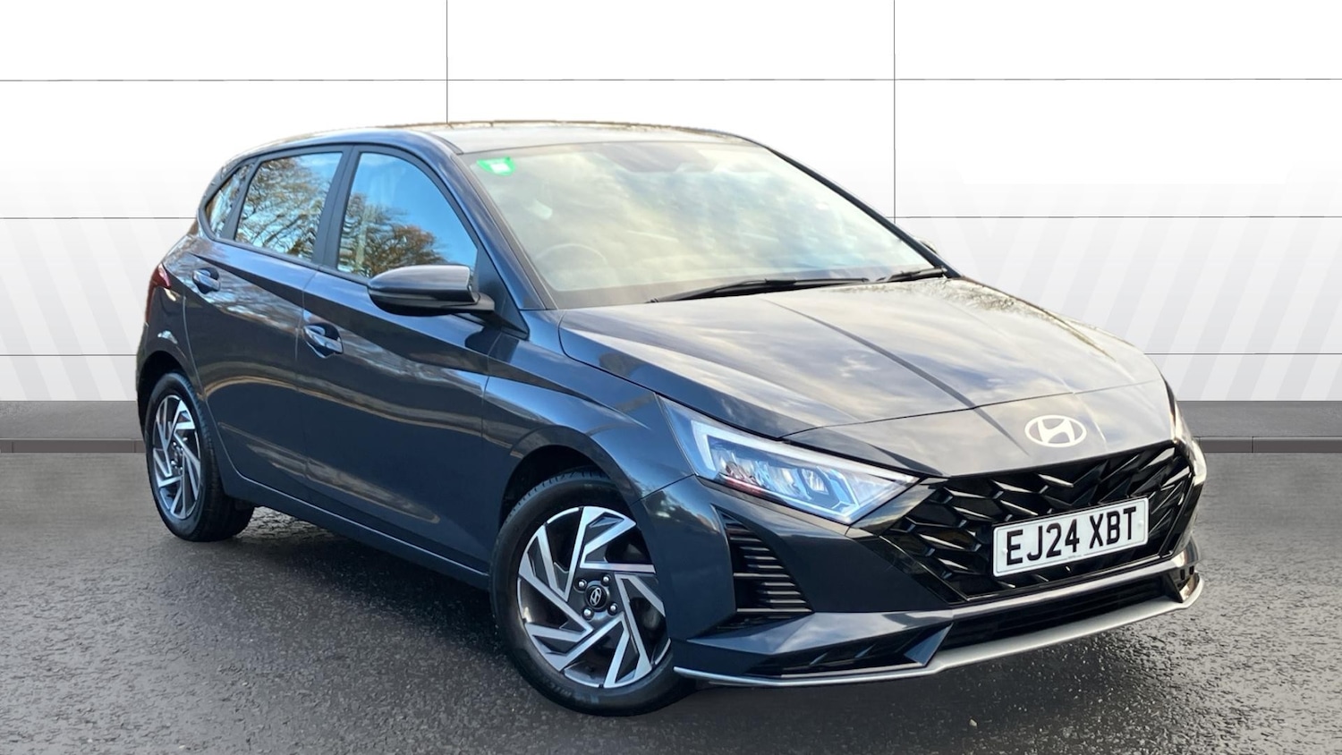 Used Hyundai i20 2024 for sale - 76352918: Photo 1