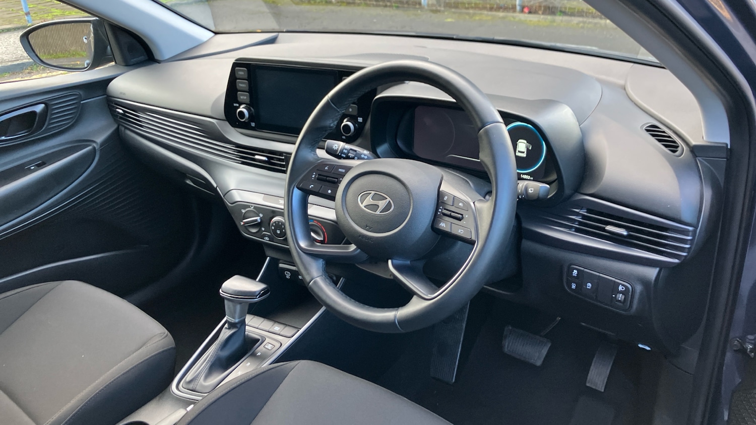 Used Hyundai i20 2024 for sale - 76352918: Photo 11