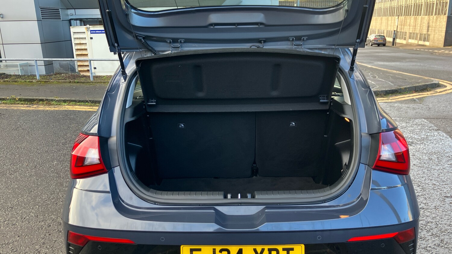 Used Hyundai i20 2024 for sale - 76352918: Photo 4