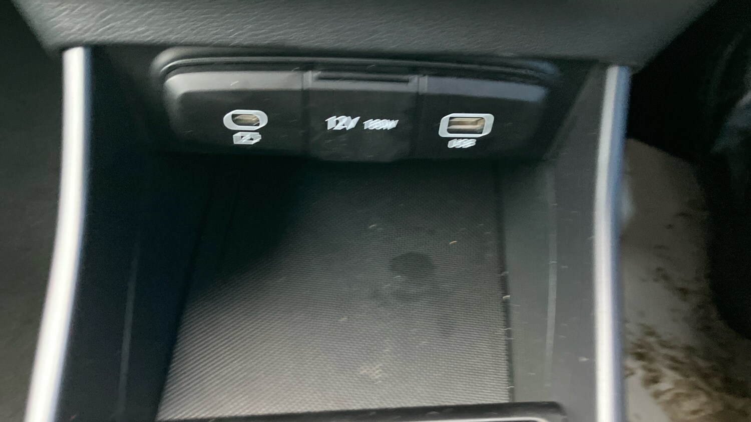 Used Hyundai i20 2024 for sale - 76352918: Photo 41