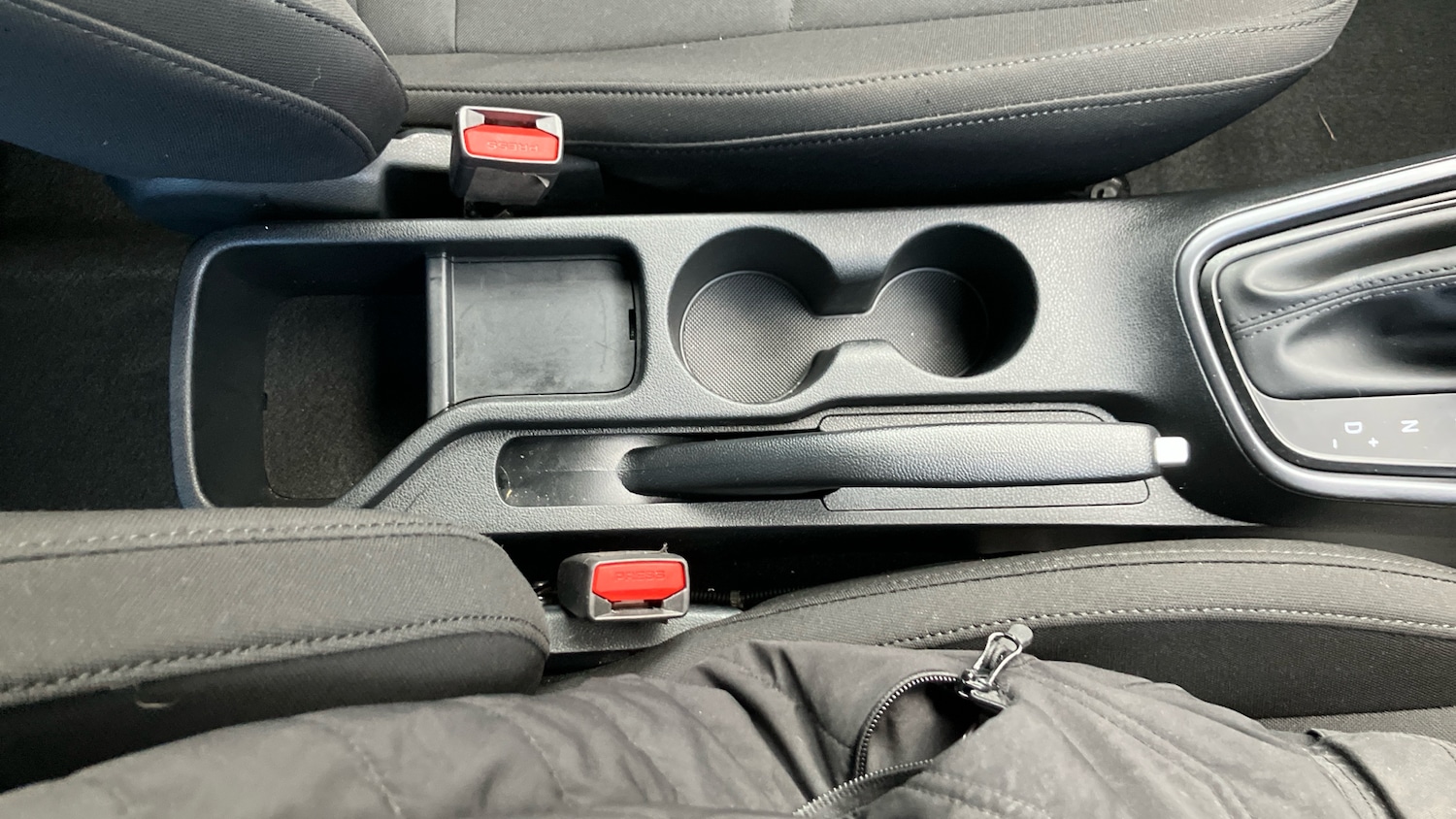 Used Hyundai i20 2024 for sale - 76352918: Photo 43