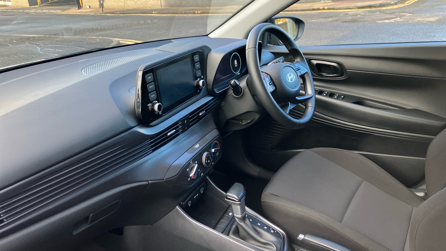 Used Hyundai i20 2024 for sale - 76352918: Photo 9