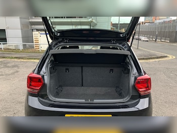 Used Volkswagen Polo 2019 for sale - 77213308: Photo