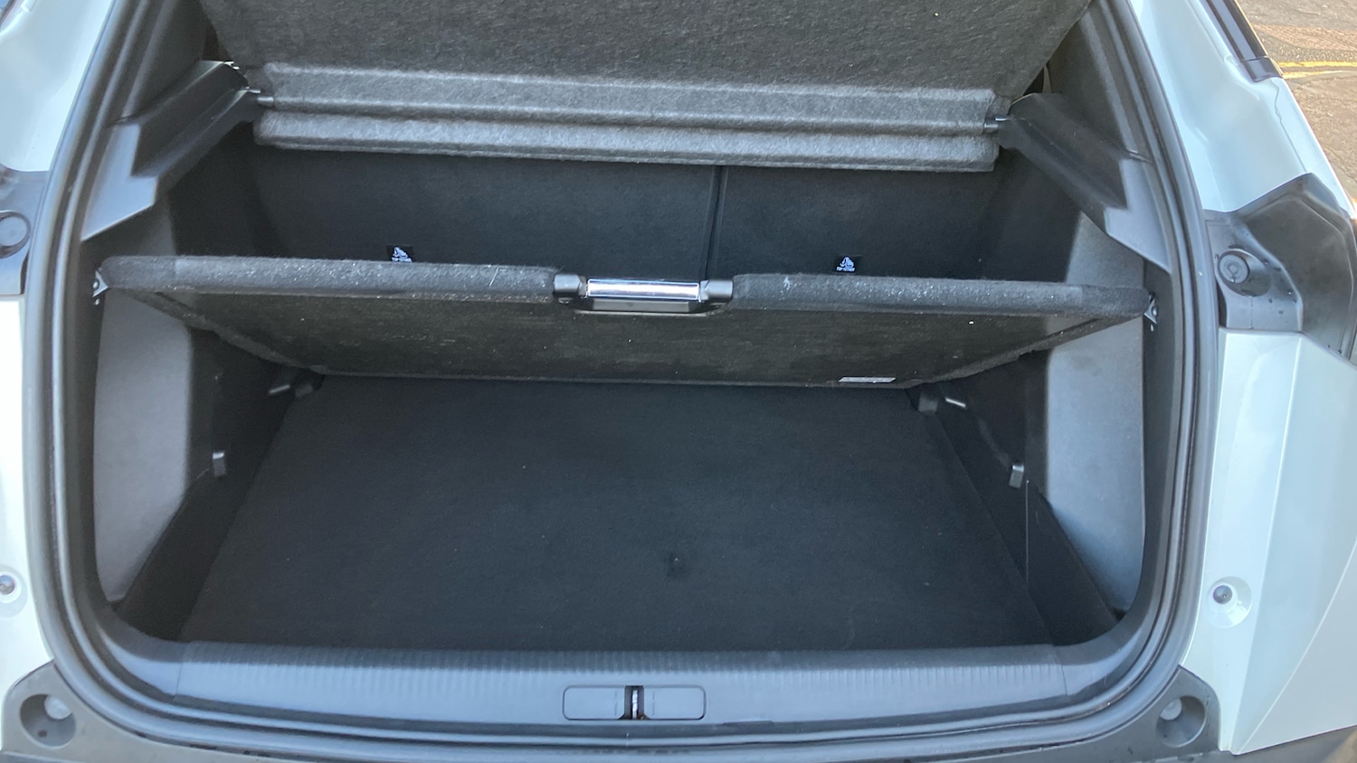 Used Peugeot 2008 2020 for sale - 77038754: Photo 28