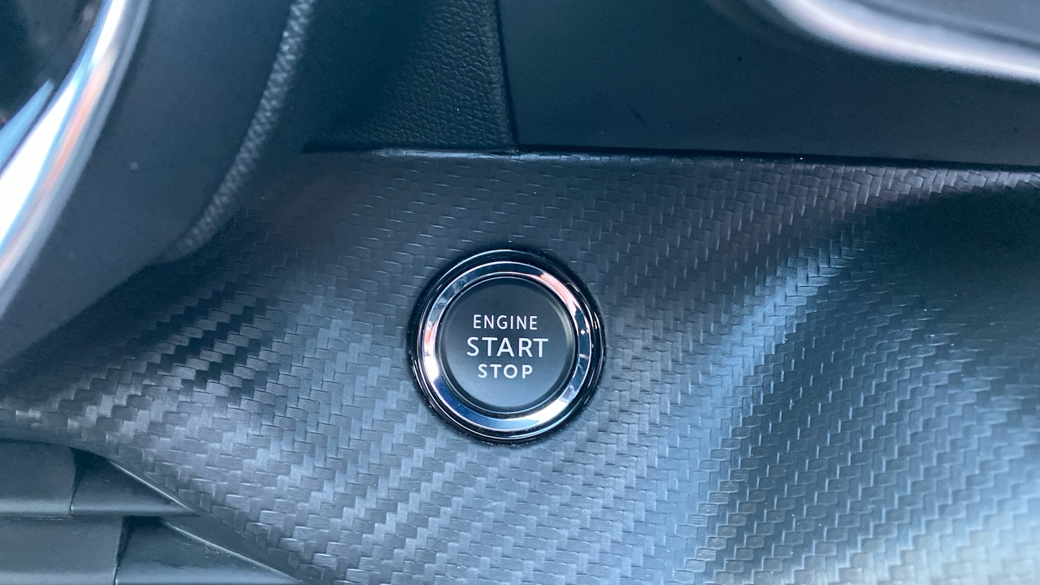 Used Peugeot 2008 2020 for sale - 77038754: Photo 41