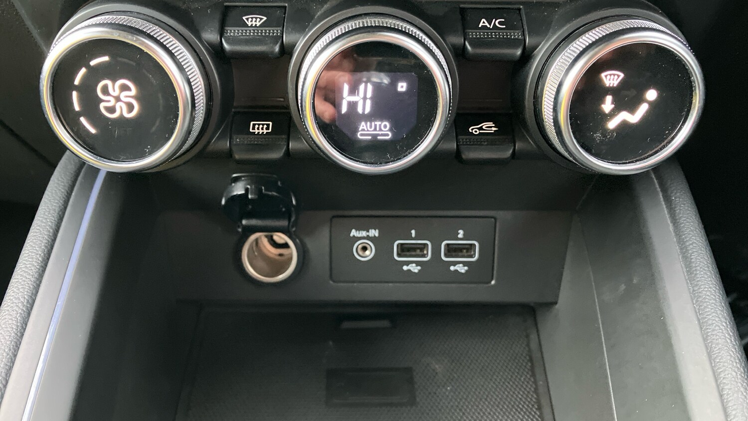 Used Renault Clio 2022 for sale - 78150573: Photo 41