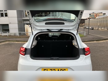 Used Renault Clio 2022 for sale - 78150573: Photo