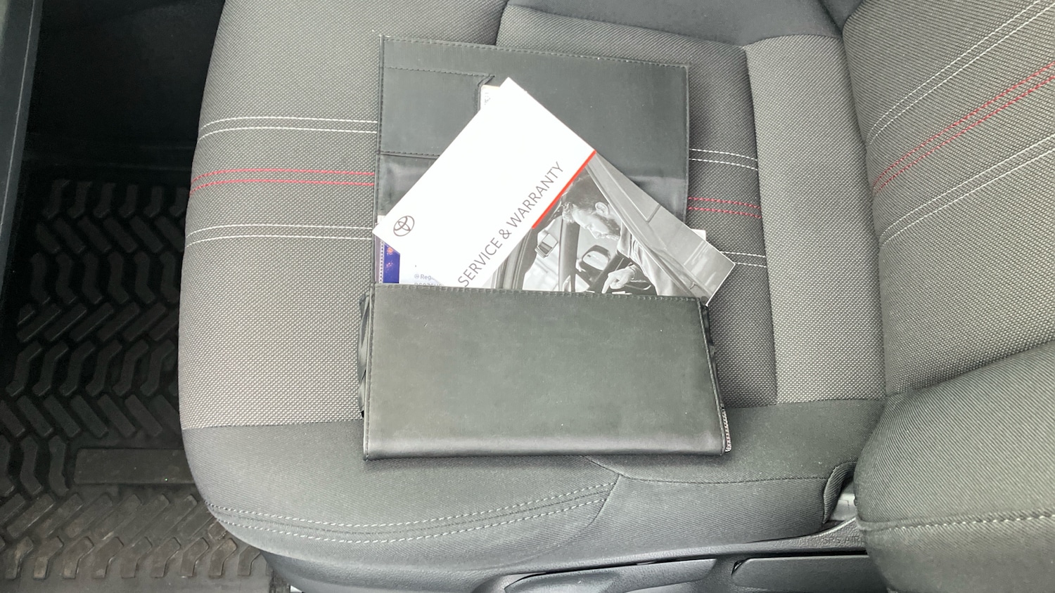 Used Toyota C-HR 2021 for sale - 78144191: Photo 19