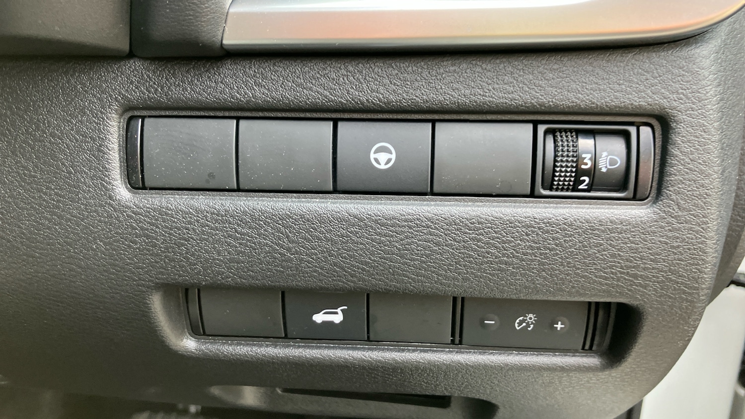 Used Nissan X-Trail 2025 for sale - 76319563: Photo 45