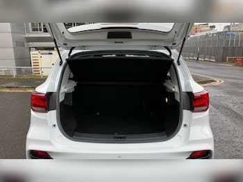 Used MG MG ZS 2022 for sale - 76449511: Photo