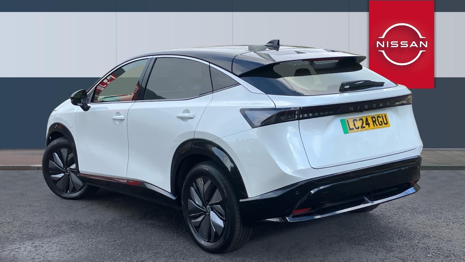 Used Nissan ARIYA 2024 for sale - 77353493: Photo 2