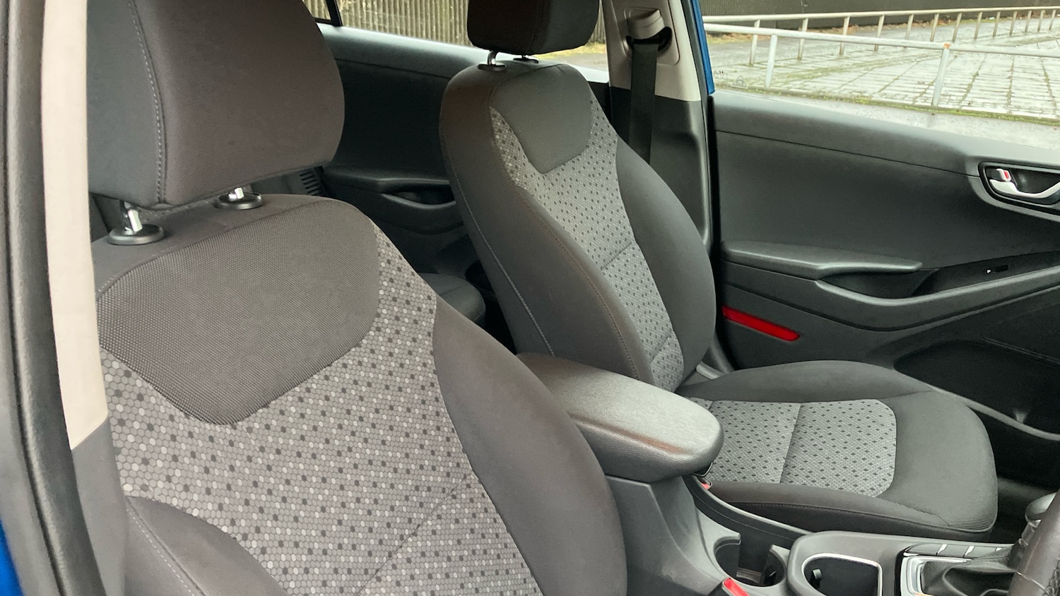 Used Hyundai IONIQ 2017 for sale - 76831517: Photo 28