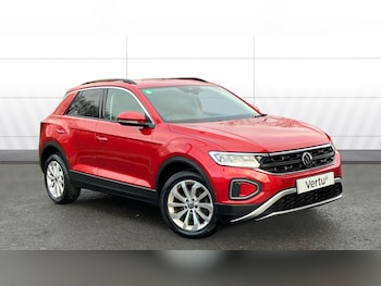 Used Volkswagen T-Roc 2022 for sale - 77404512: Photo