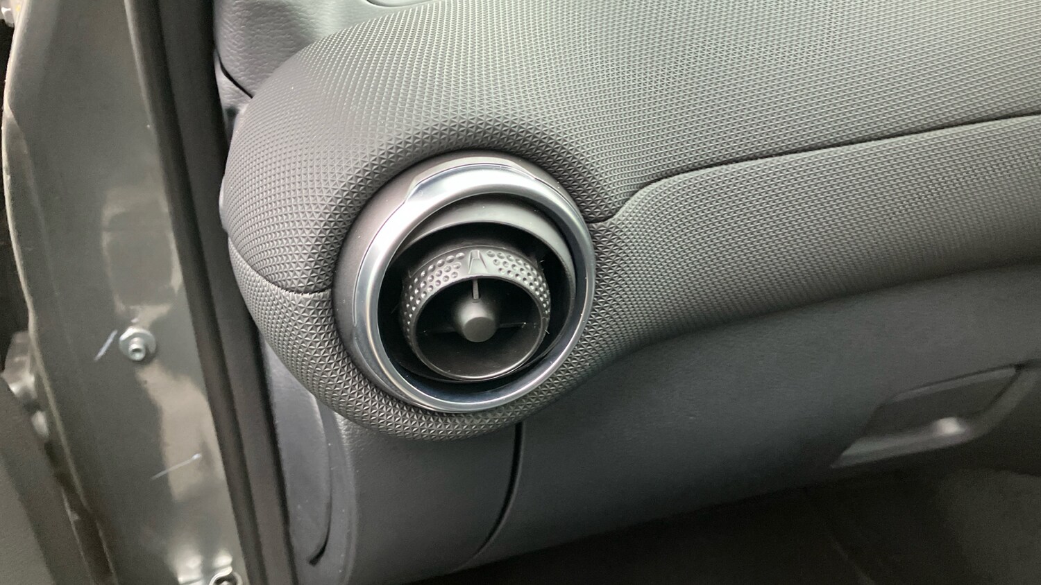 Used Nissan Juke 2025 for sale - 75910843: Photo 37